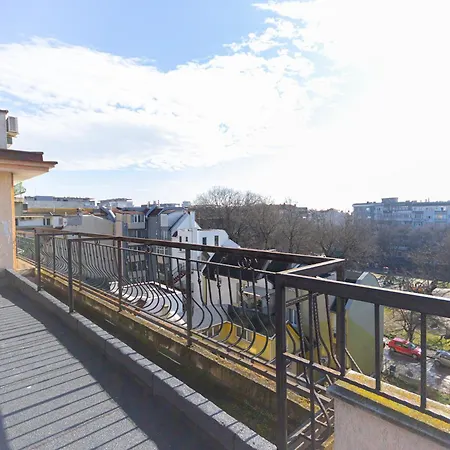 Velinice By Rv Apartament Varna